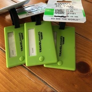 Travel Smart by Conair Swivel I’d Tag